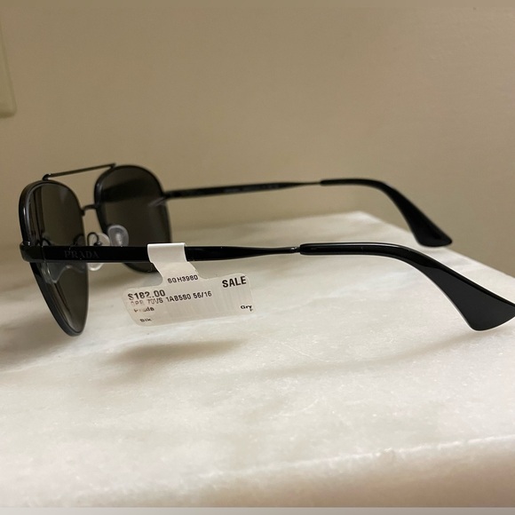 Men’s black On Black Prada Shades Sunglasses - Picture 9 of 14